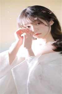 银泰 in